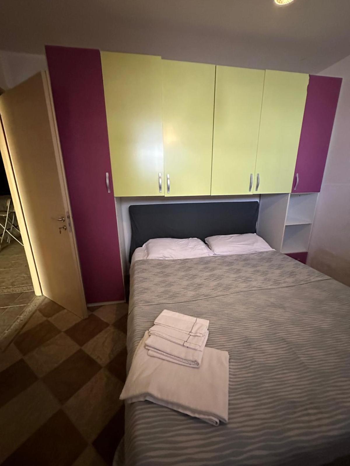 Al Rifugio Apartment Montecorvino Pugliano Екстериор снимка
